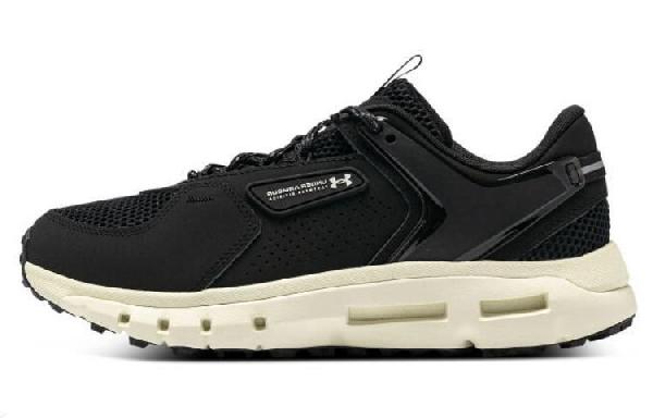 Under Armour UA Summit Trek